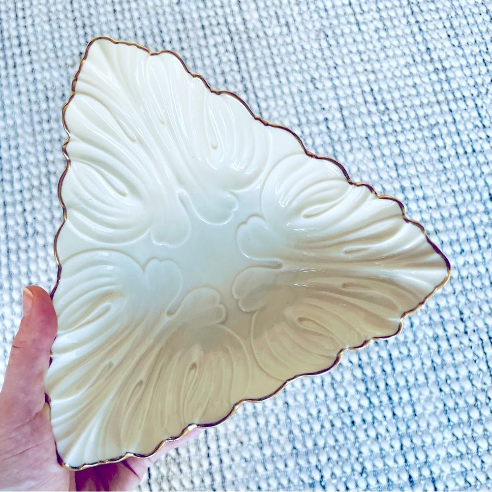 LENOX‎ VINTAGE Candy Dish w/ Gold Rim, Adorable Triangle Shape